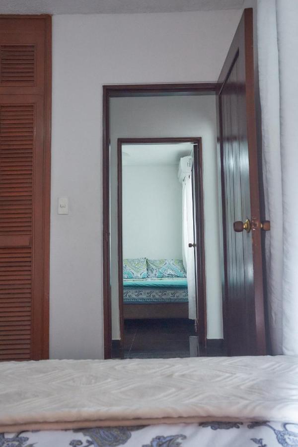 Cozy Apartment Excellent Location, Air Conditioning Cali Exterior photo