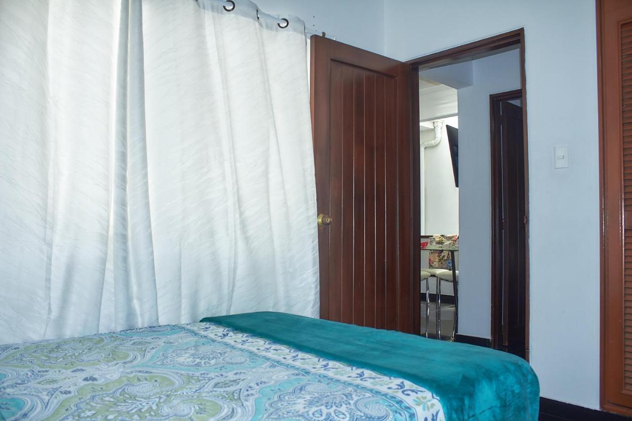 Cozy Apartment Excellent Location, Air Conditioning Cali Exterior photo