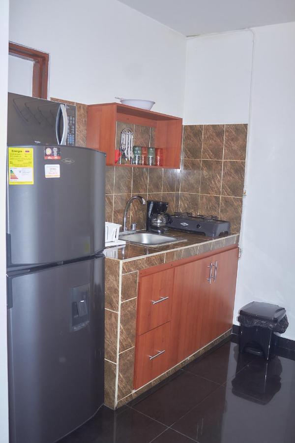 Cozy Apartment Excellent Location, Air Conditioning Cali Exterior photo