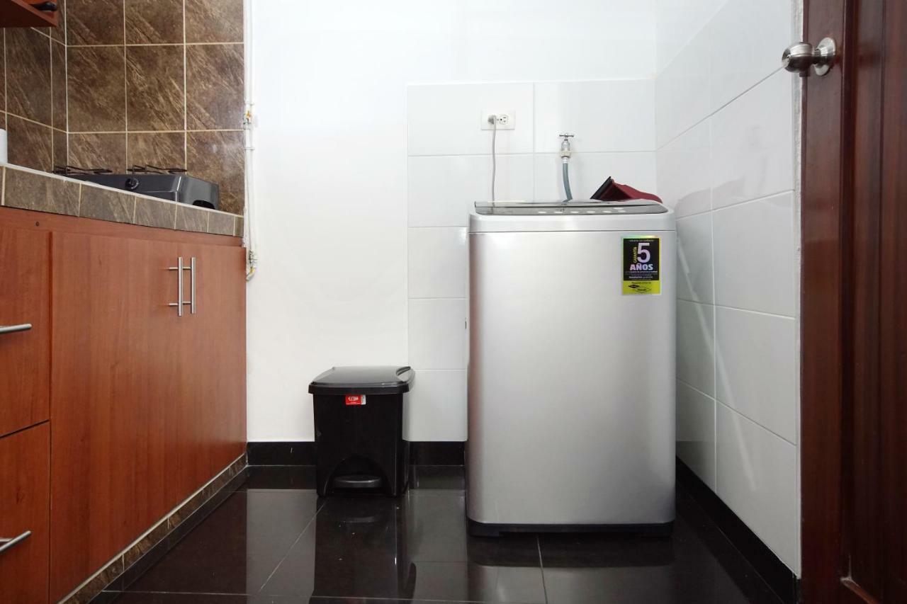 Cozy Apartment Excellent Location, Air Conditioning Cali Exterior photo